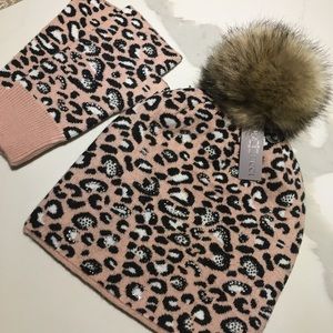 Bobble Hat & Fingerless Gloves